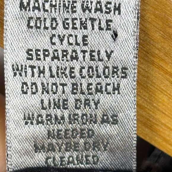 Chico's Women ButtonUp Long Sleeve Velvet Burnout Silk Shirt Sz 2 = USL/12 Party - Picture 12 of 15